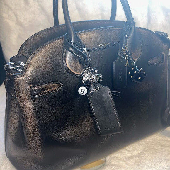 Coach Soft Empire 40 Distressed Leather Carryall - Picture 4 of 16